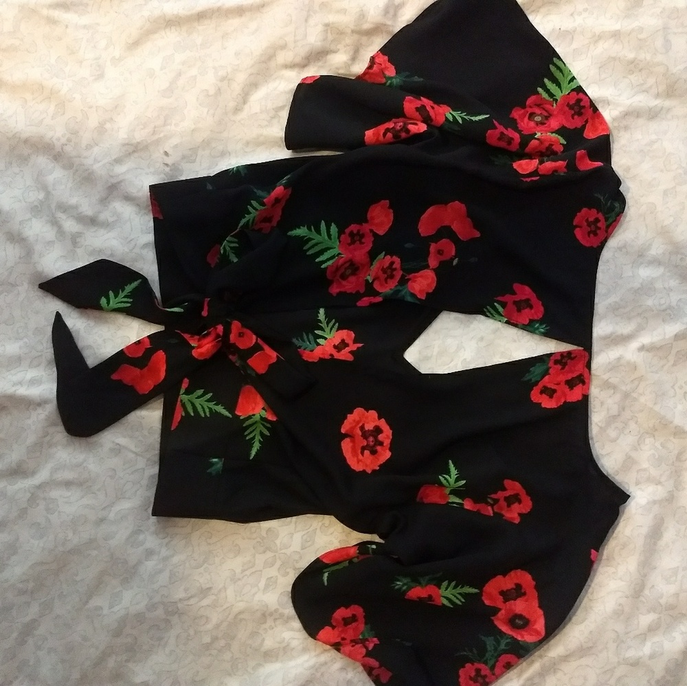 Express Blouse Crop Top